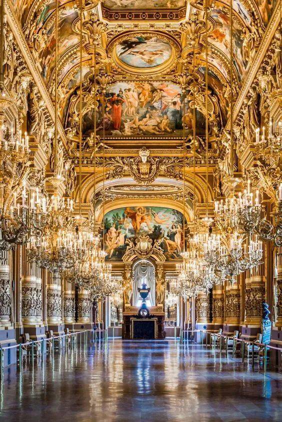 「世界十大最美宫殿」大pk!法国凡尔赛宫在你心中排第几?