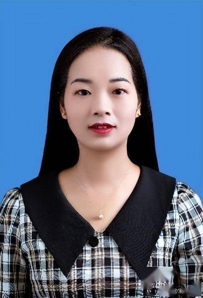 杨宇亮,女,1990年3月生,扶风县城关街办四家堡村村民.