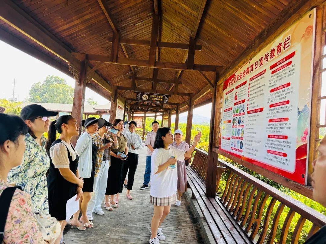 九江市城乡女性"法律明白人"培养工程专场讲座走进彭泽县定山镇_妇女