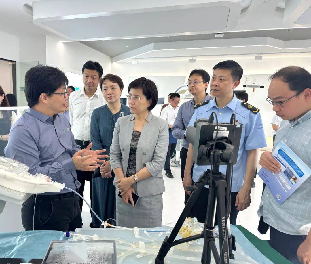 市药监局党组书记,局长徐徕一行调研上海卓昕医疗_企业_产品_松江区