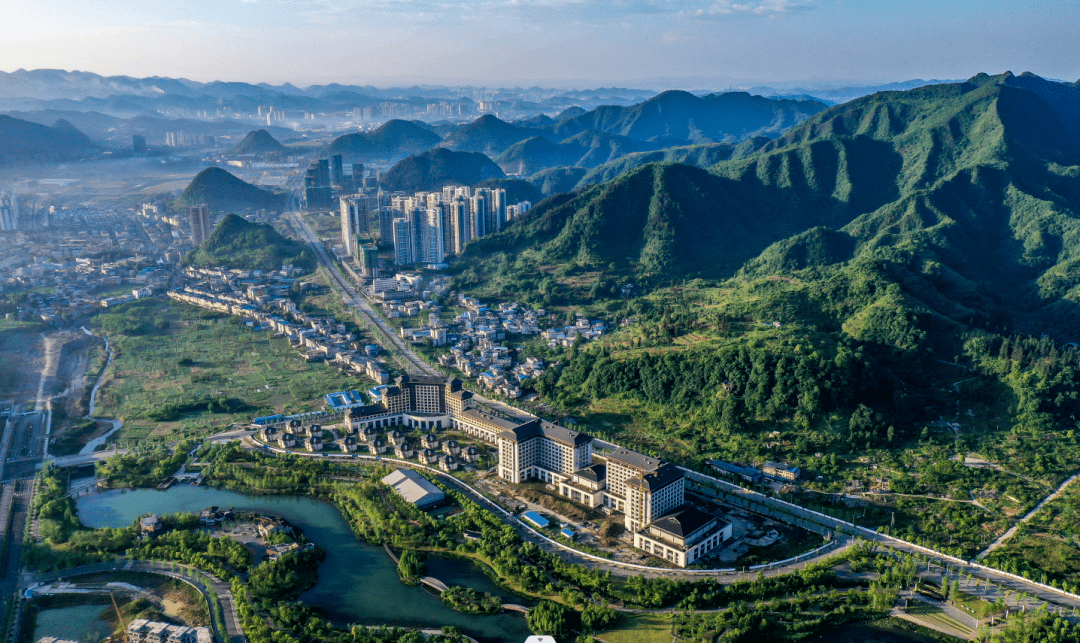 看遵义白酒产业汇川特色产区的独特魅力_汇川区_酿酒_酿造