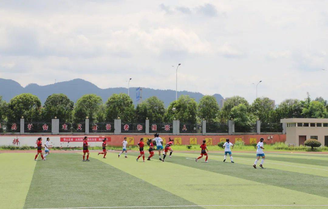 彩票·2023年秀山县中小学生校园足球联赛开赛_比赛_传奇_凤翔小学