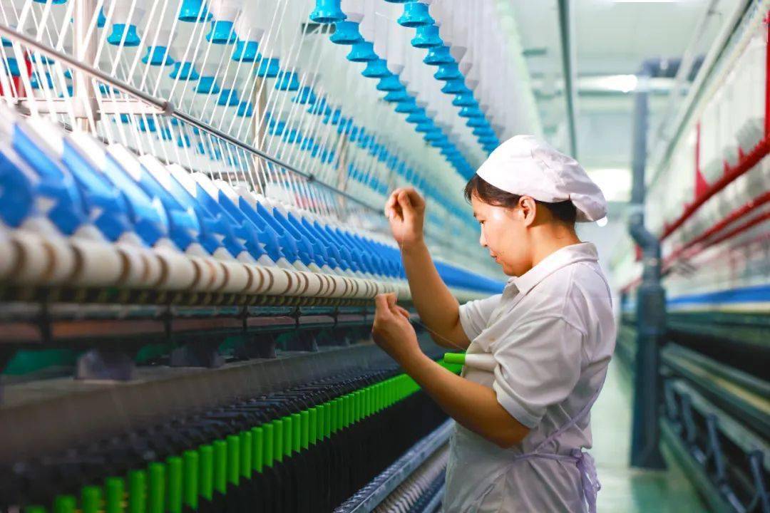 服装定制行业的新兴趋势与机遇