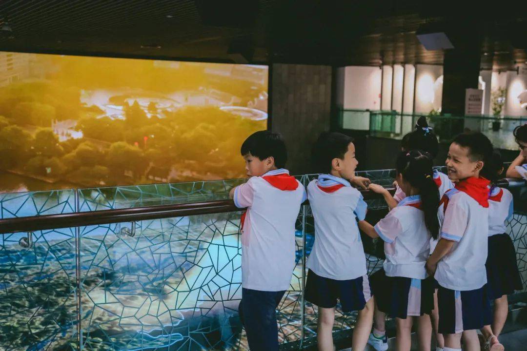 假日小队|探寻辉煌的过去,展望创新的未来_发展_杭州市_历史