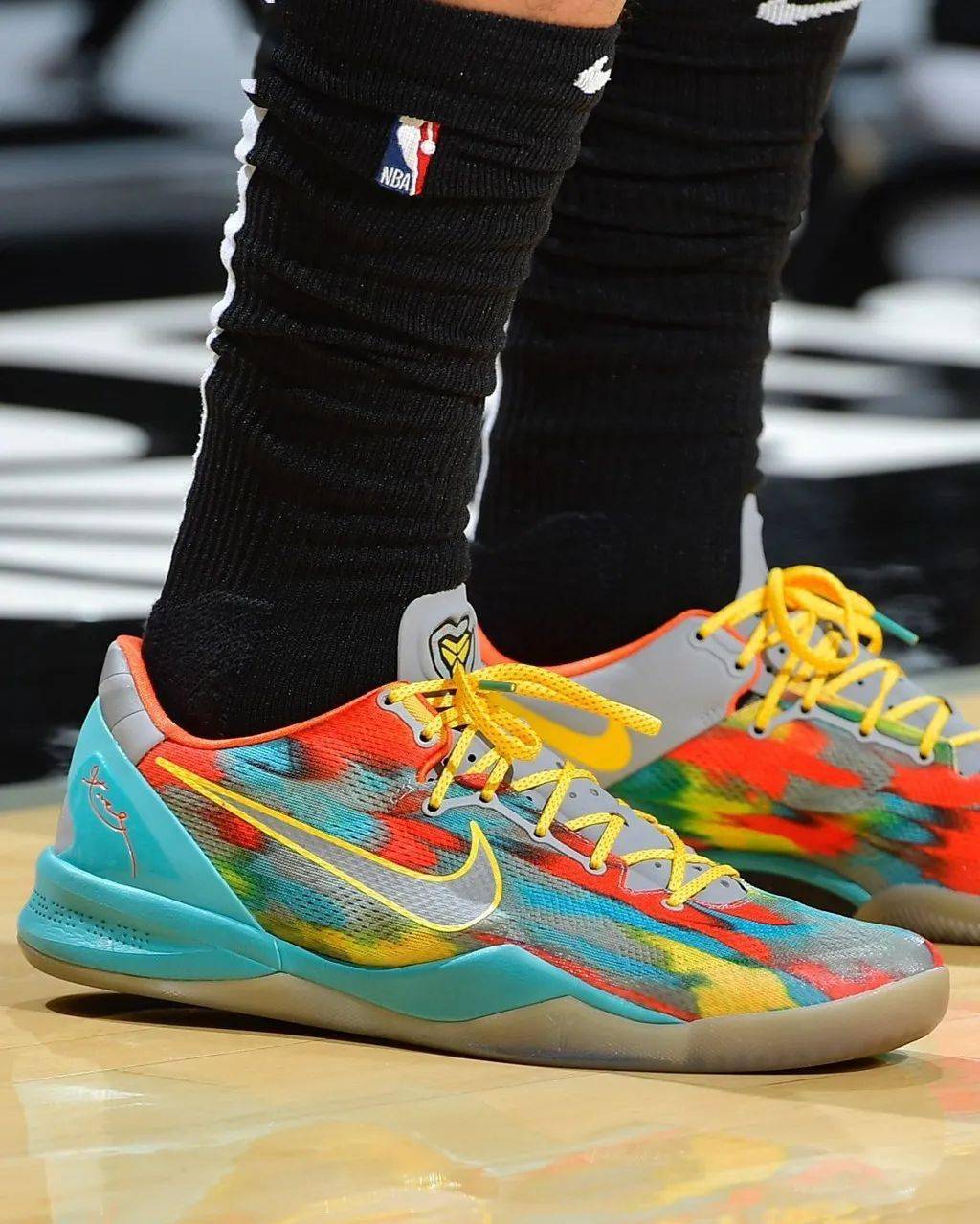 nike「科比战靴」发售倒计时!十几款「元年配色」出必入!网友:搞快点!