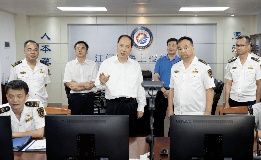 陈岸明深入一线检查督导防台风工作:坚持以人民为中心的发展思想 不断