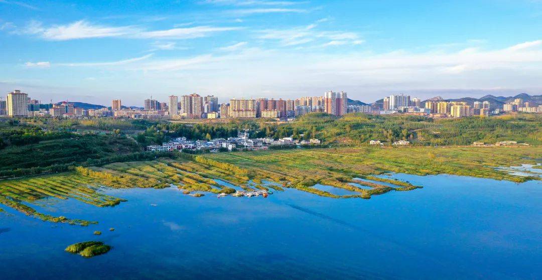 威宁:绘就绿水青山新画卷_生态_草海_建设