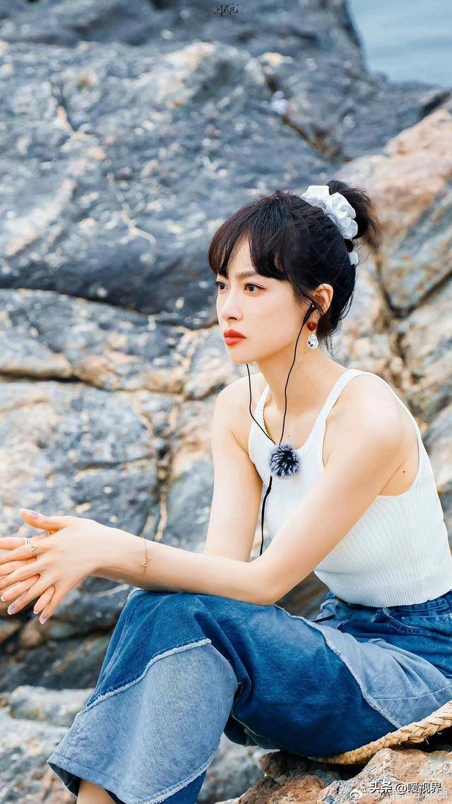 宋茜想说对不起的人已经不在了：五十里桃花坞的海边喊话令人心疼
