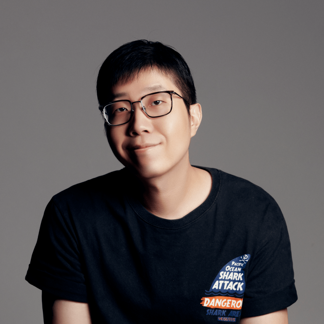 个人简介知名音乐制作人,词曲创作人speedbumps music音乐厂牌联合