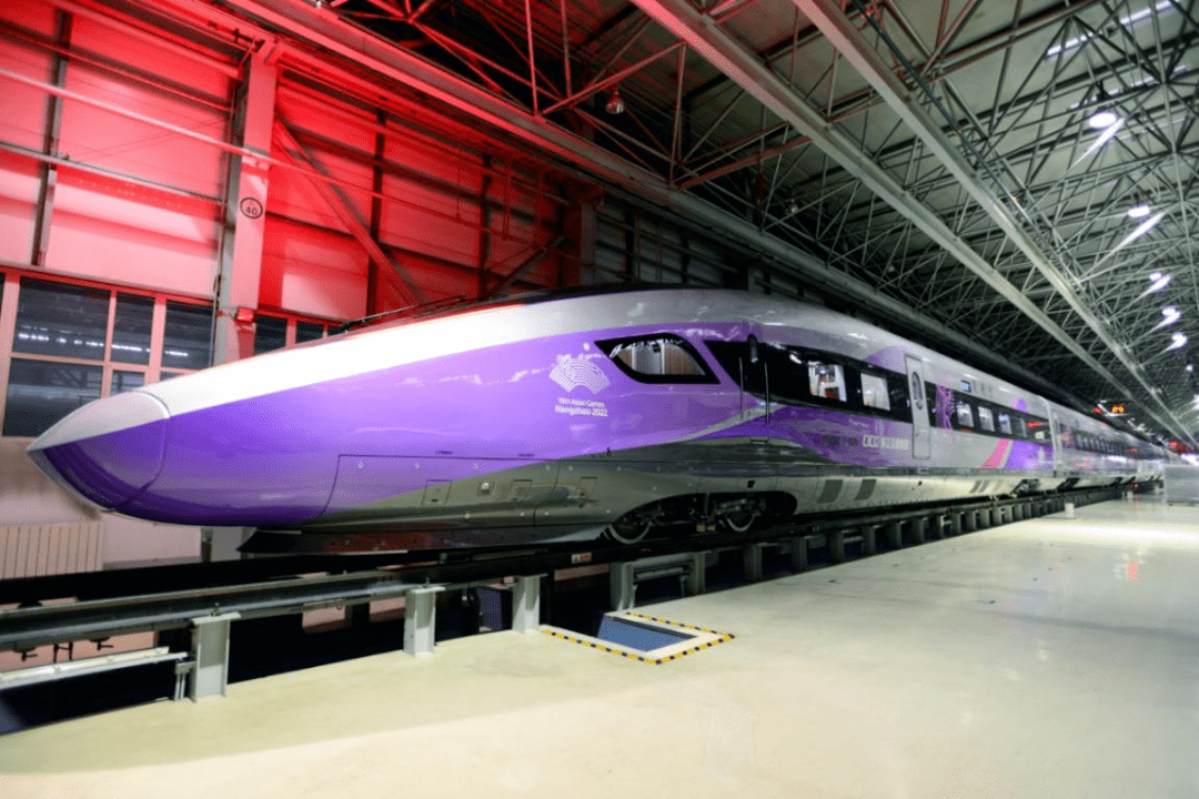 亚运版"复兴号"正式亮相_智能_动车组_杭州