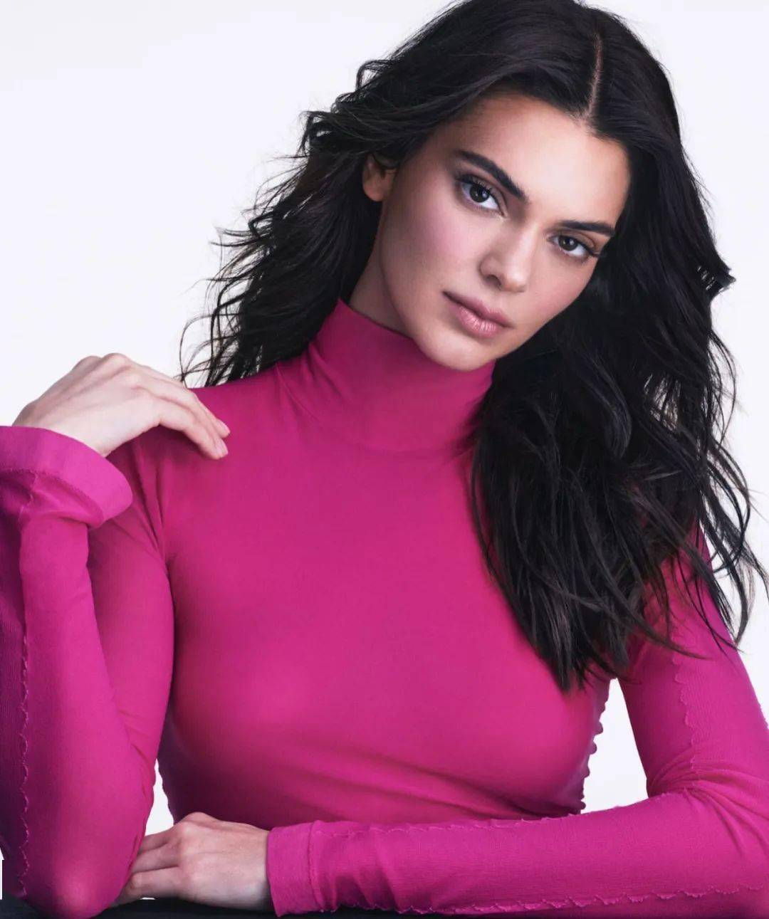 巴黎欧莱雅lore07al paris正式宣布 kendall jenner 成为品牌全球