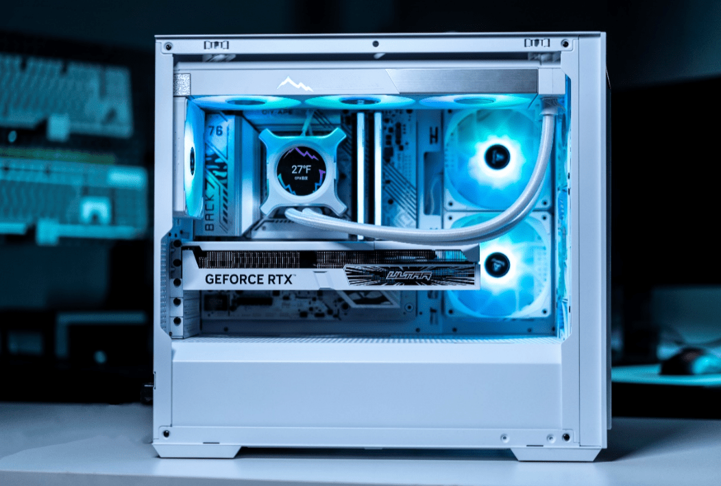 七彩虹推出"背插"主板/显卡/机箱/电源全家桶,机箱内部更美观_igame