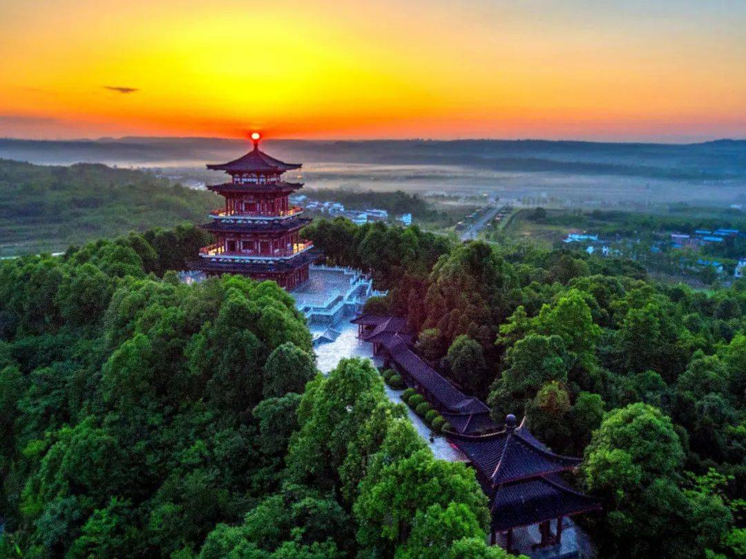 【文史英华】李白,在四川的三万里_江油市_青莲镇_匡山