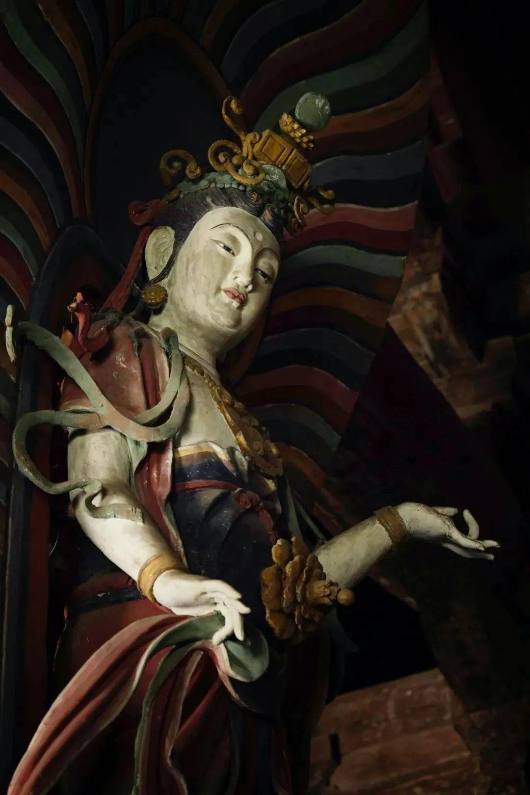山西十大悬塑:满壁神佛人间绝唱_彩塑_宿小白_隰县