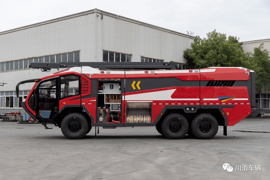 770马力!打探四川川消最新款机场主力泡沫消防车_搜狐汽车_搜狐网