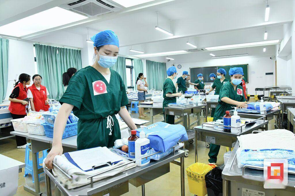 四川卫生康复职业学院学工_四川卫生康复职业学院_四川卫生康复职业学院