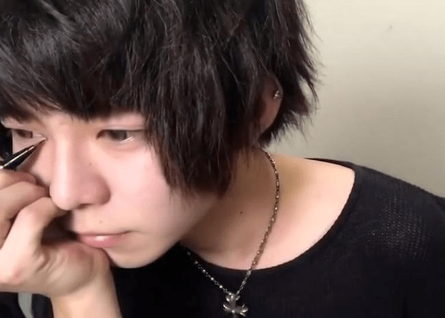 妈妈"卧底"15岁儿子qq群,群名为"药娘",内容不堪入目_孩子_父母_网络