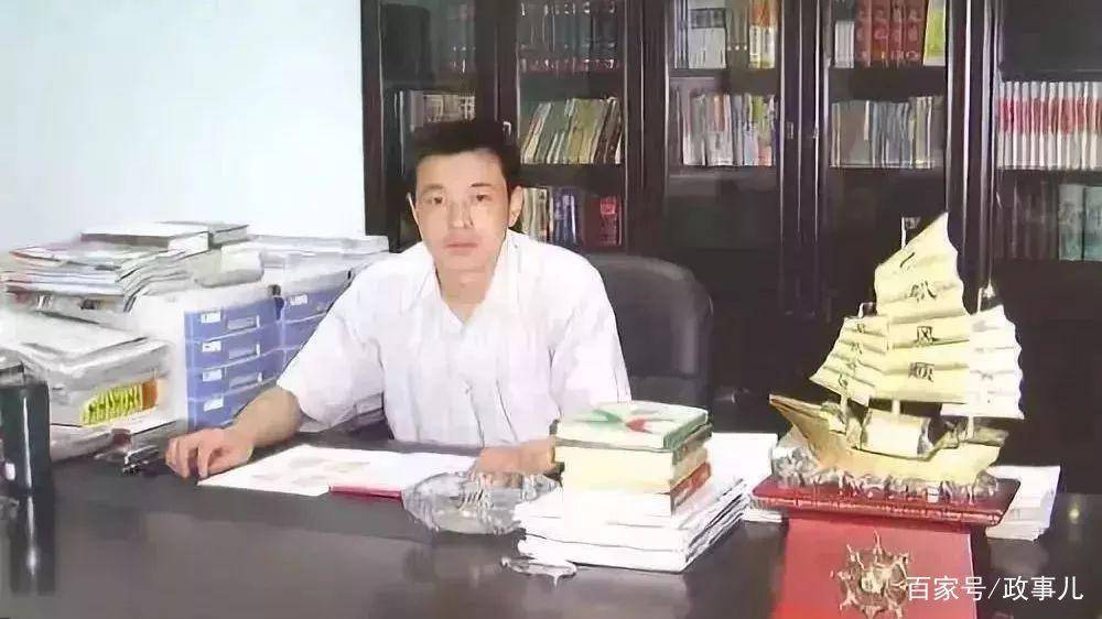邢利斌被调查后,陈鸿志就被称为"柳林首富".