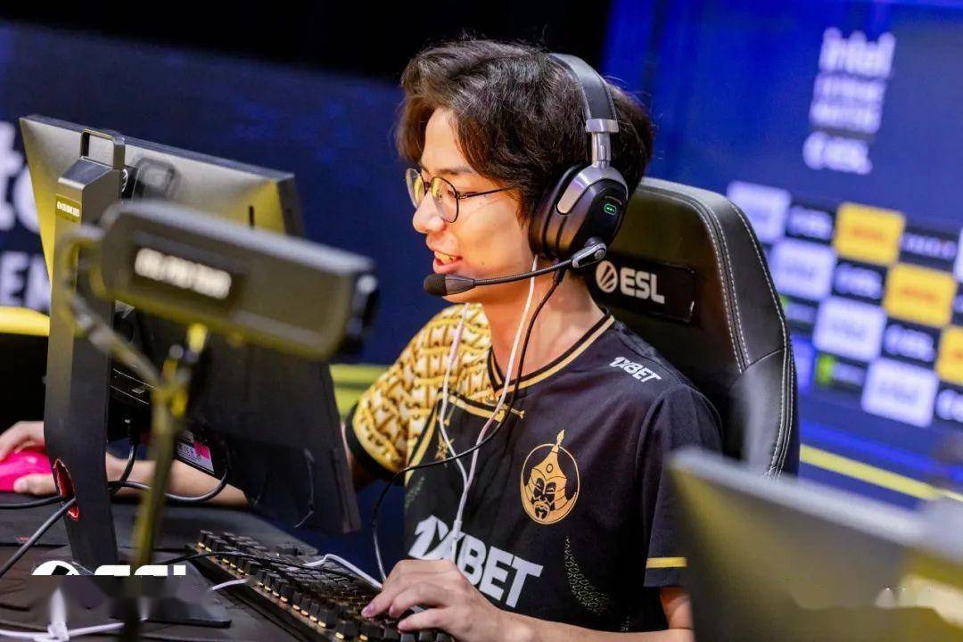 两战地图上蒙古队全员轮番发挥,910,blitz火力全开,itb没有还手之力