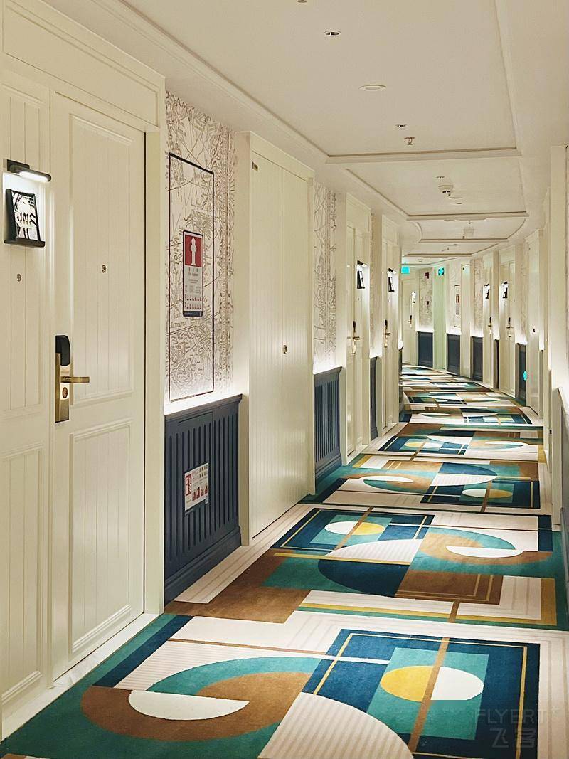 酒店焕新重生之范例——深圳威尼斯英迪格全新套房首发_酒吧_华侨城