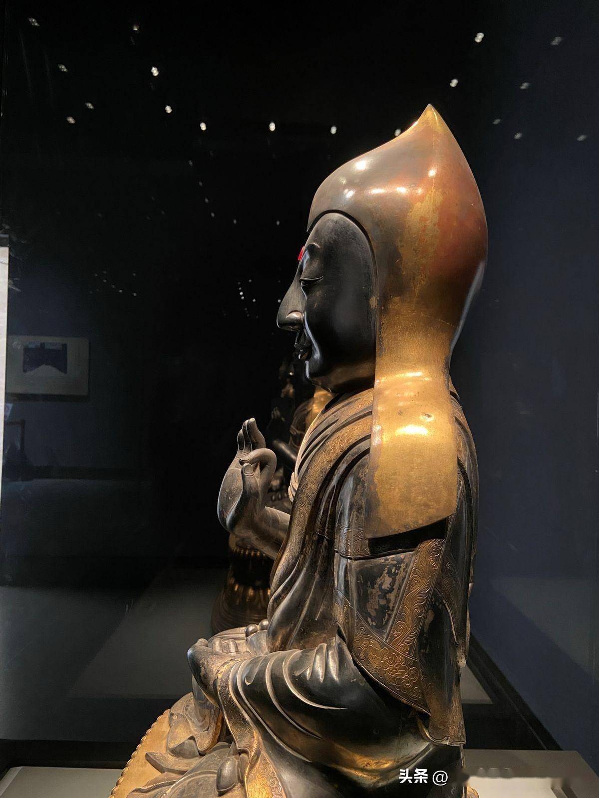 洛博珍宝馆里的故宫慈宁宫大佛堂造像