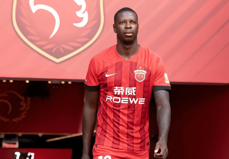 上港新外援首秀就迎正名之战,提前锁定锋线主力,一外援恐遭弃用_若昂