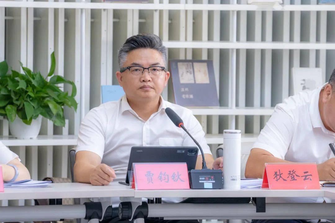 左右滑动查看复盘 谋新强信心更强业绩陈军苹表示,统战工作是全党的