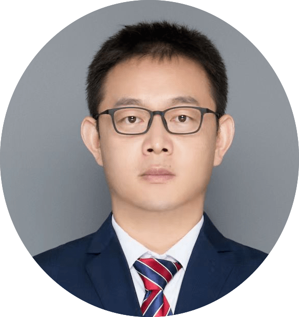 中学特级教师,曾担任过会泽一中校长,会泽县教育局副局长,总督学,政府