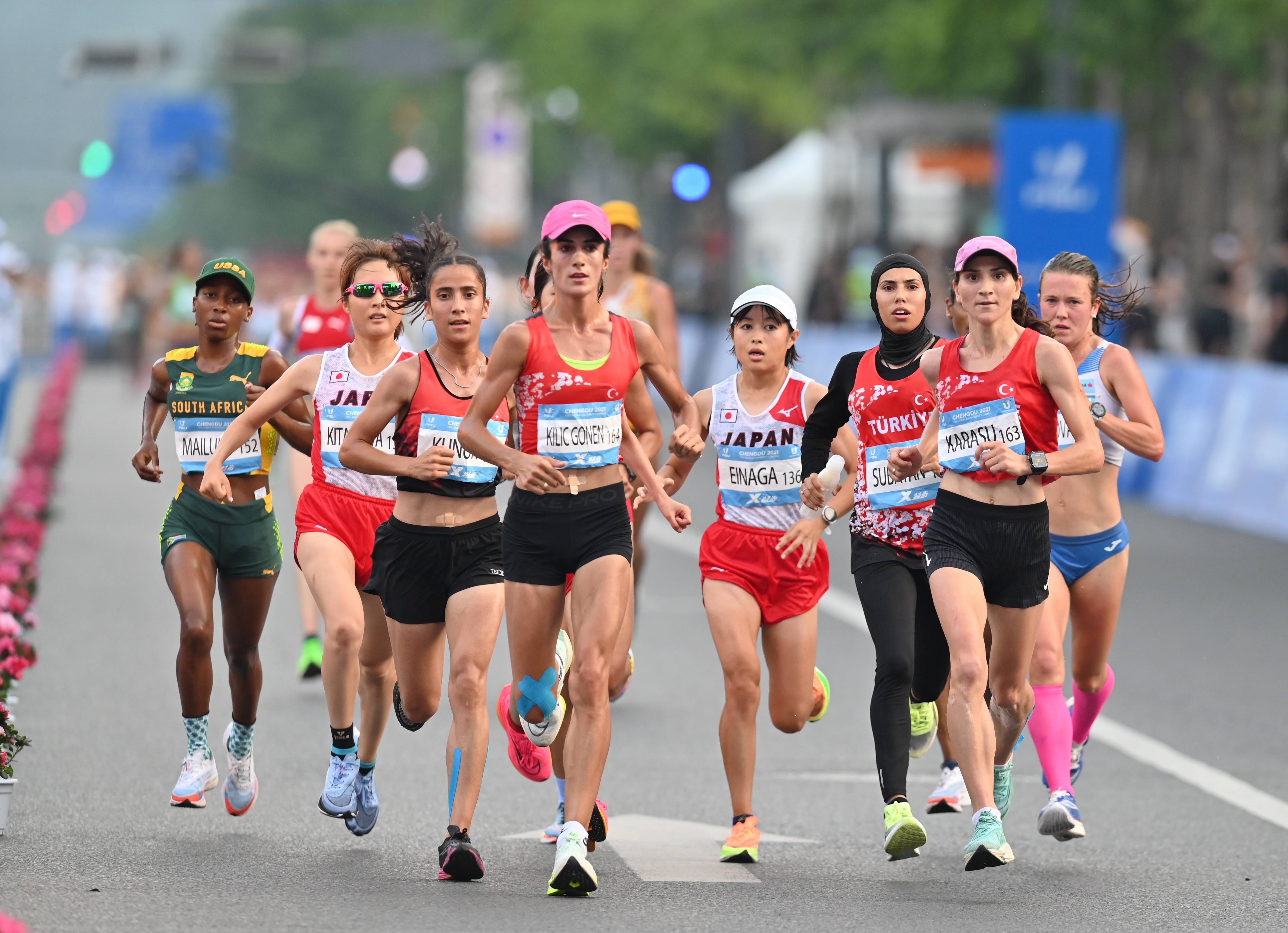 大运精彩瞬间丨冲线一刻