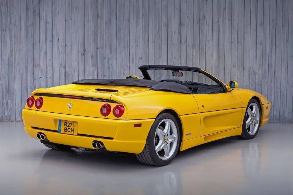 凭着稳定的输出和正版授权,tlv的法拉利系列一直不愁卖!