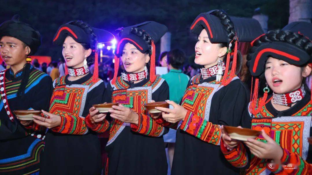 2023古蔺石屏彝族火把节奢香广场篝火晚会_李骁_同胞_系列