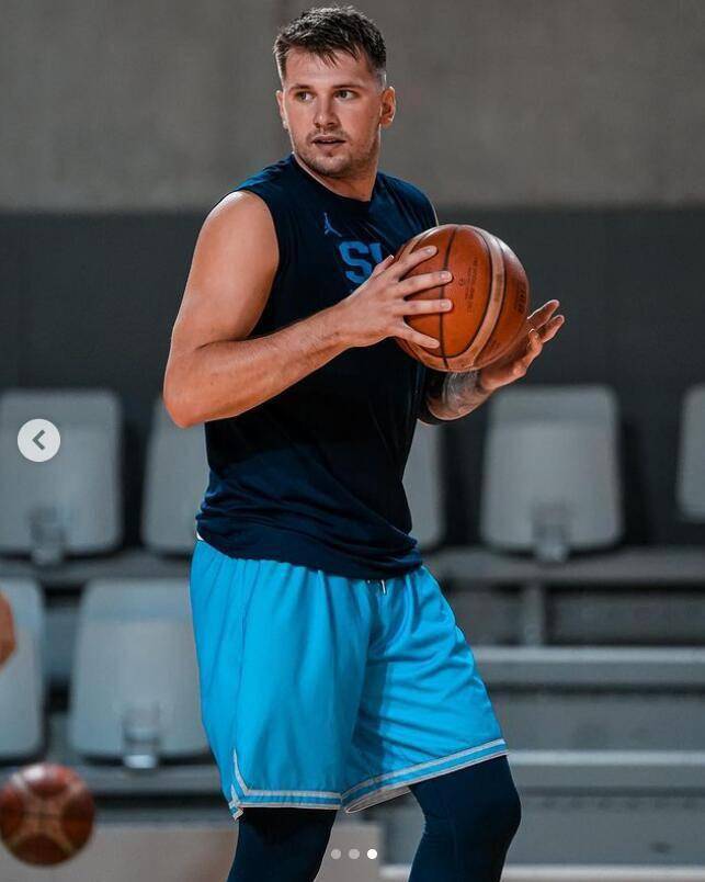 东契奇晒国家队训练照,网友:瘦77等于mvp_卢卡_四方_流言