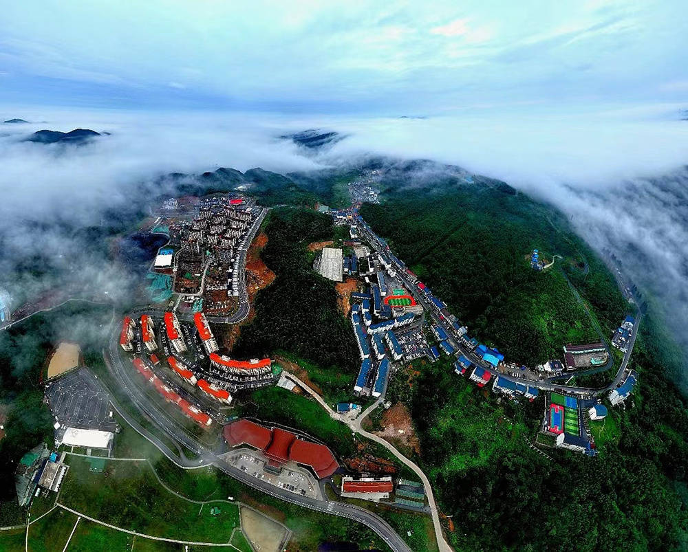 巴东:夏日绿葱坡大美风光_巫山县_绿葱坡镇_气候