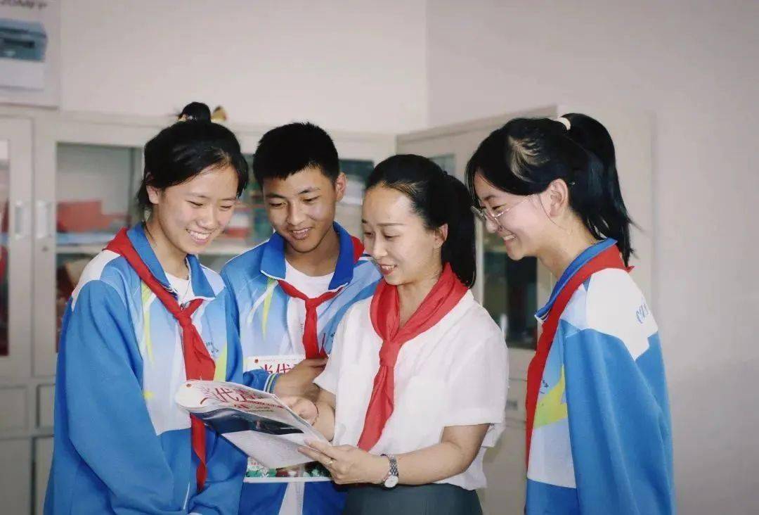 市崇德学校大队辅导员赵翌丞北京市日坛中学贵阳分校副校长大队辅导