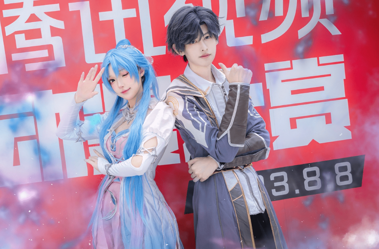 斗罗官方实力宠粉,邀请卡琳娜cos王冬,小舞和唐舞桐太水嫩了_动画