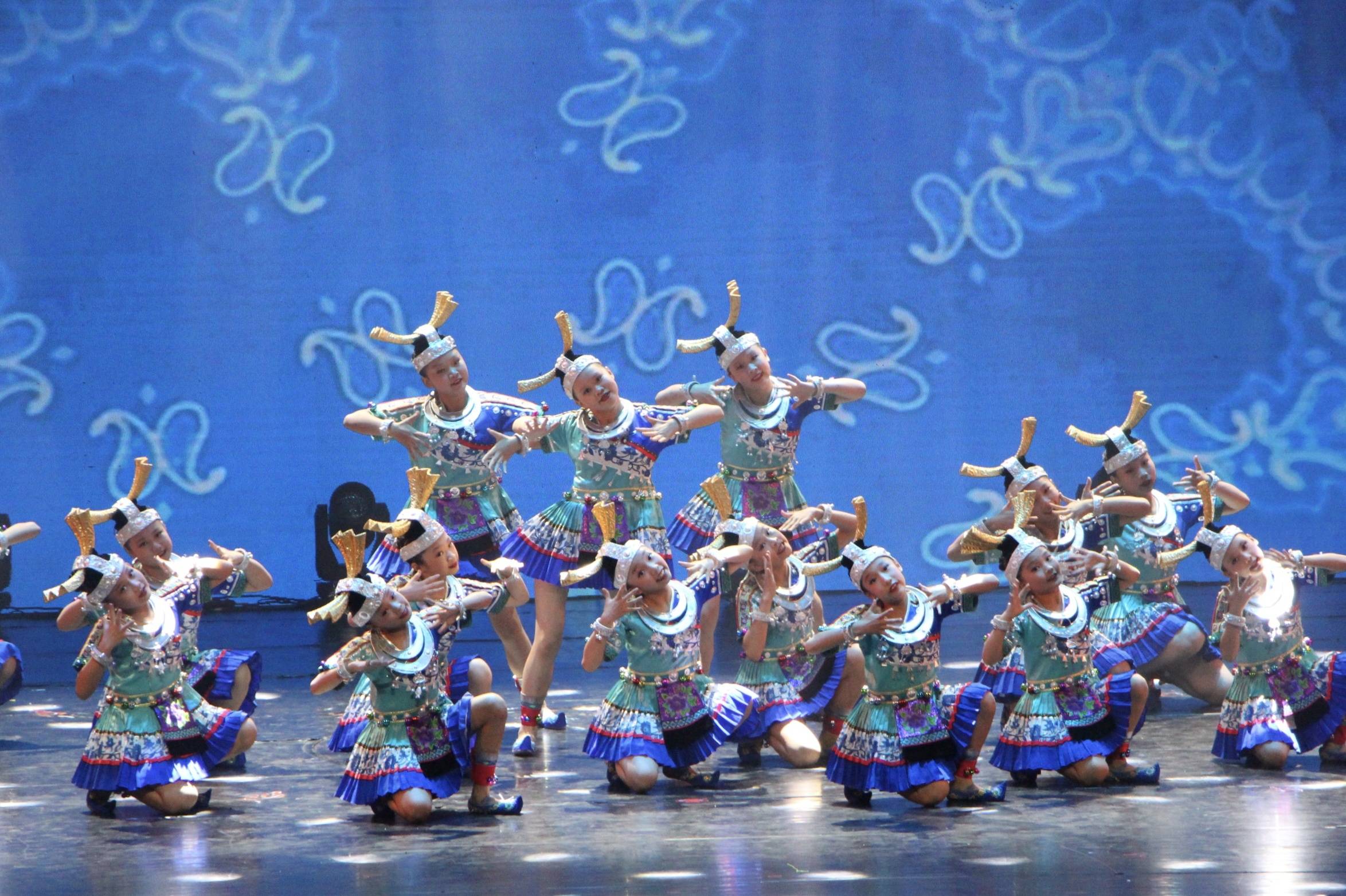 首届"戴爱莲杯"全国少儿舞蹈展演全国总展演在江门开幕_活动_中国