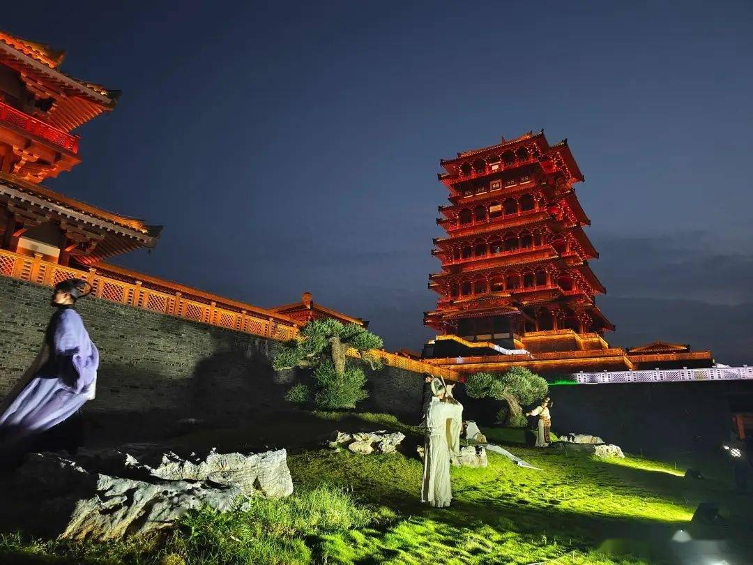 "味见汉中"特色街区掀起文旅消费新热潮_游客_市民_交响乐