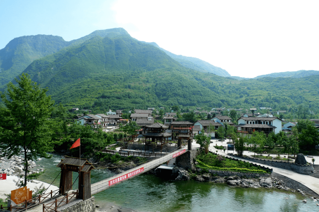 总要去一趟青川吧_唐家河_古城_山水画