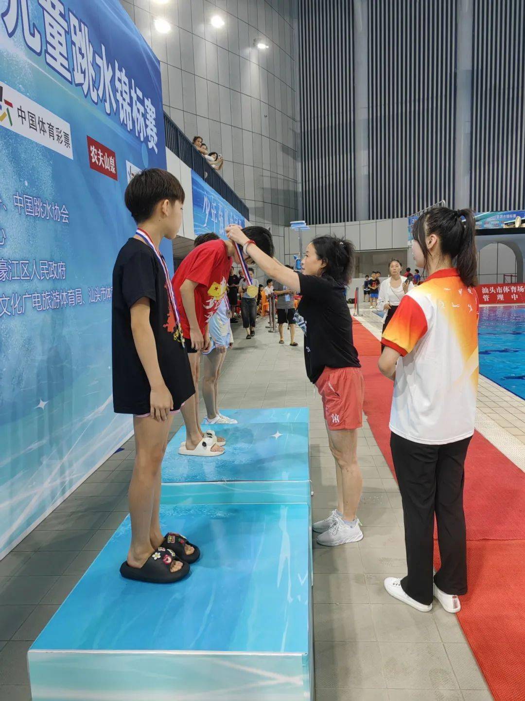 以赛促训争上游 市区共建结硕果 | 渝中跳水健儿在全国少年儿童跳水