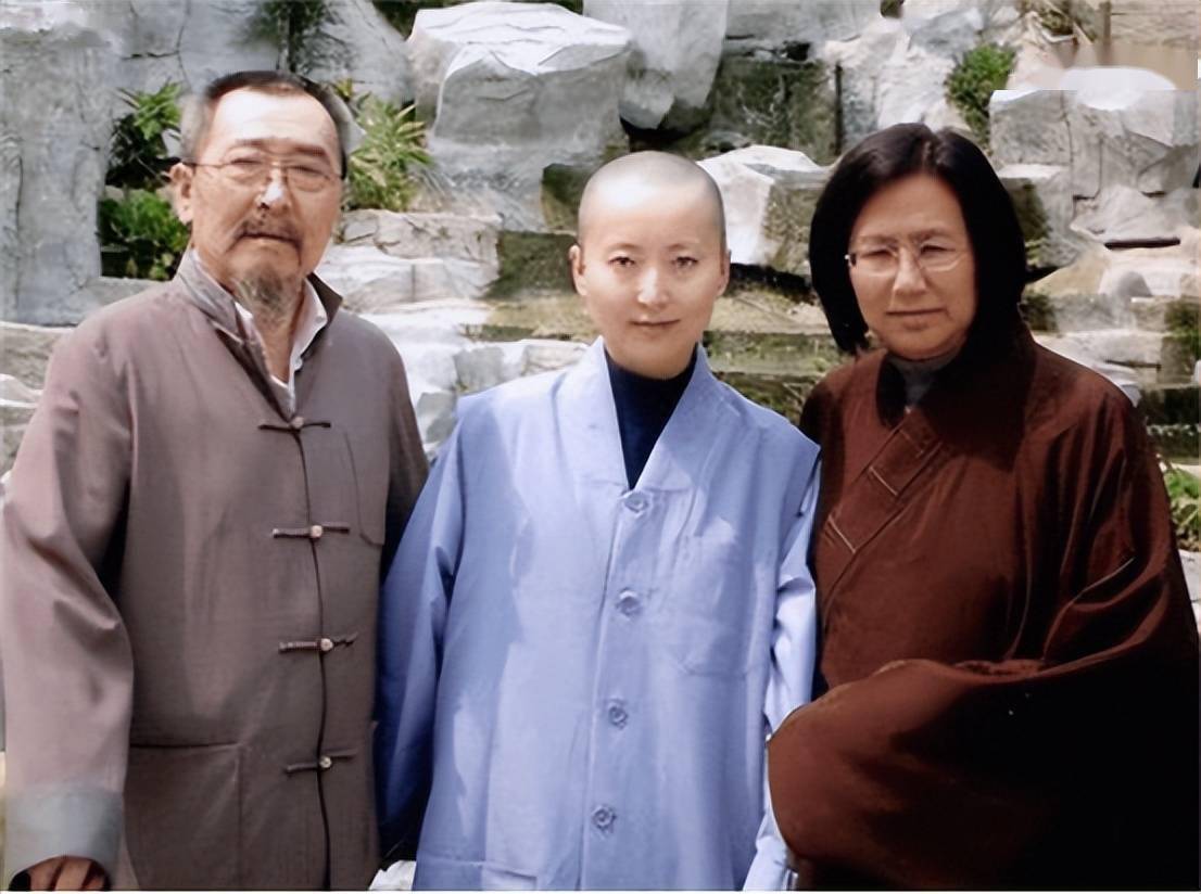 陈晓旭出生和离世时的怪事_林黛玉_名字_孩子
