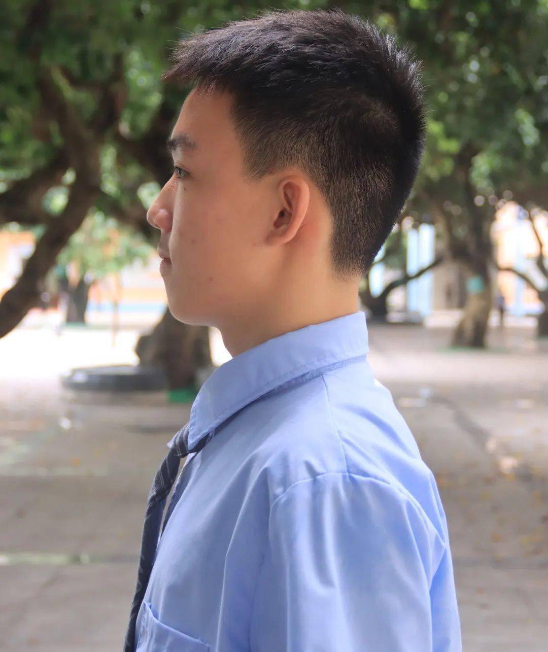 正衣冠 端容貌 树品行——北海市第二实验学校学生仪容仪表具体要求