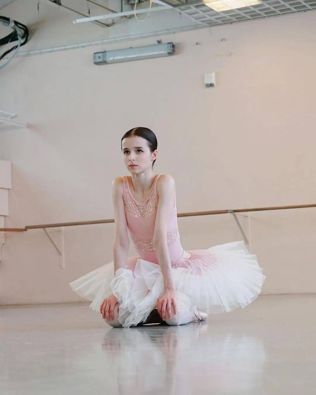 精美芭蕾壁纸发送,请查收_舞步_开心_未来的