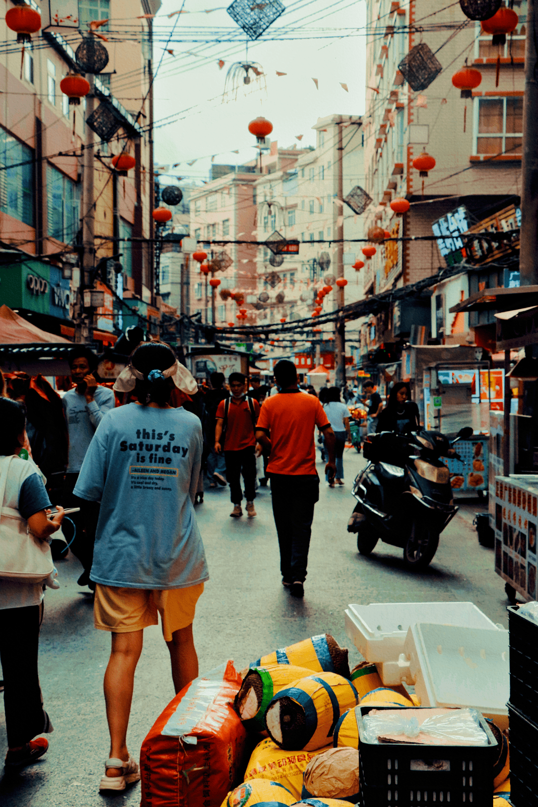 昆明美食|2万人涌入,昆明双桥夜市爆火啦!你不会还没有来过吧?