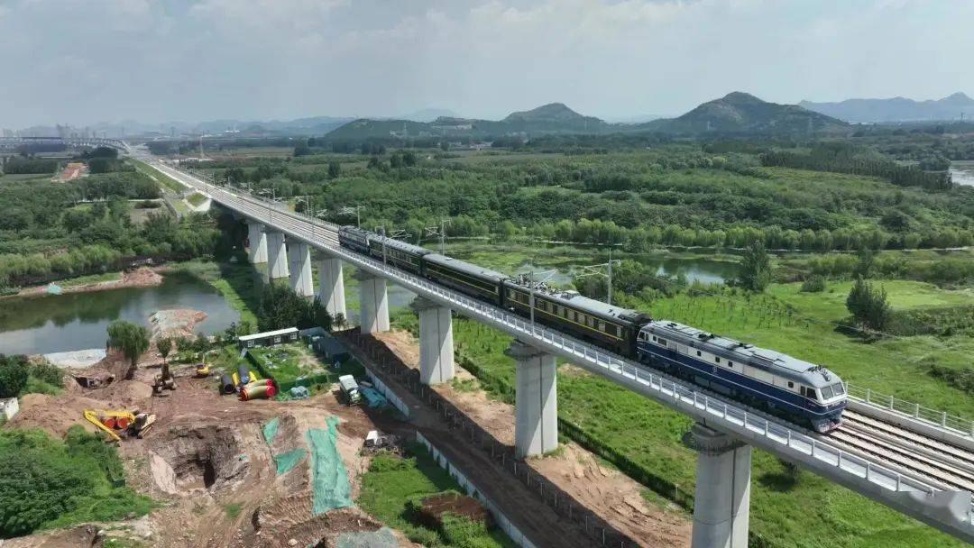 高铁时代马上到来!聊城西站迎来首辆列车_进行_济南_检测