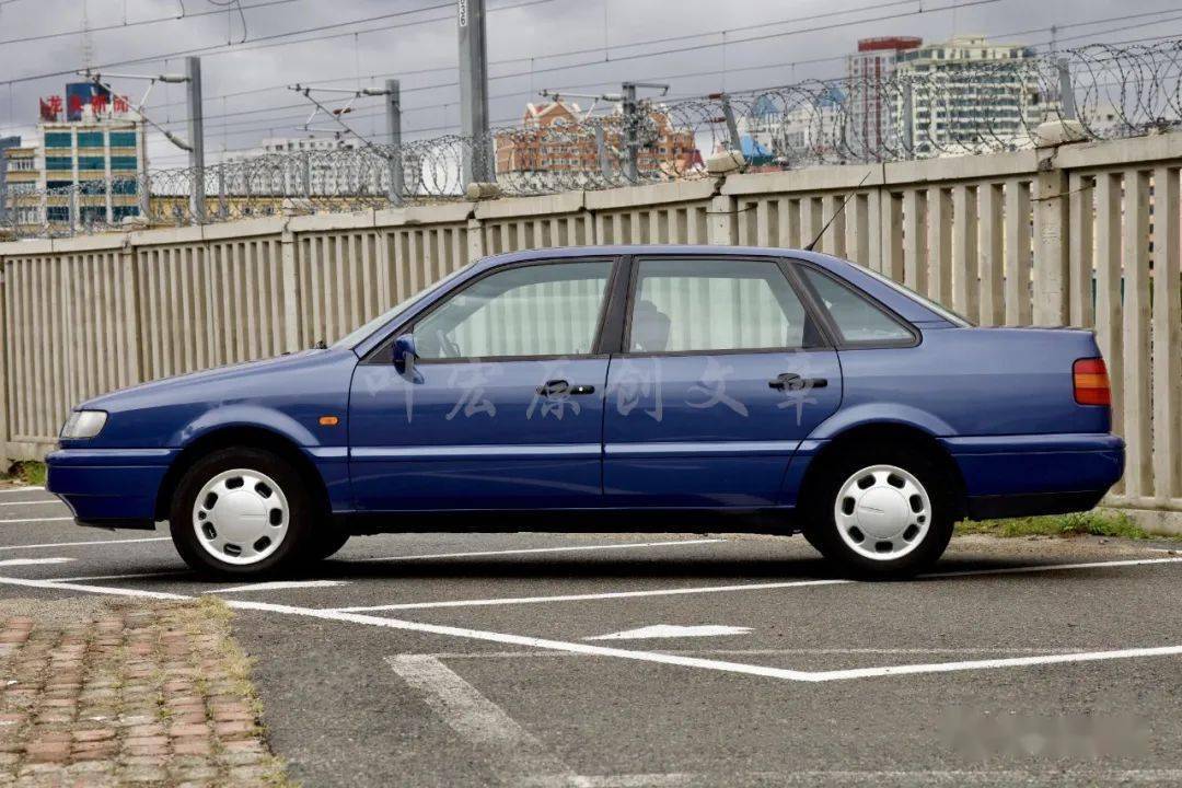 国内老车收藏者的投稿 1995年德国原装大众帕萨特b4 2.