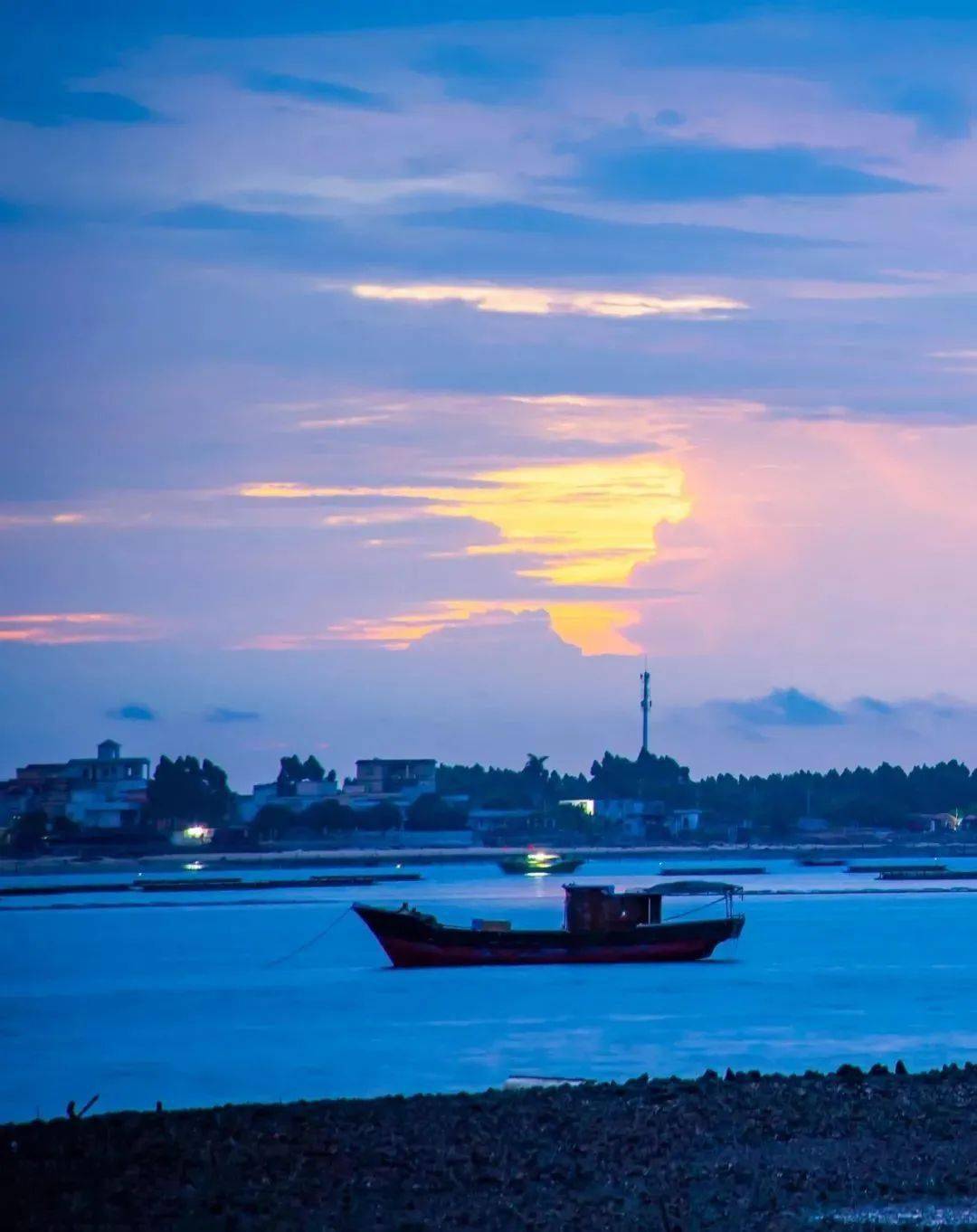 豪华连住两晚海天温泉度假村,湛江四岛一湾纯玩3天_海岛_沙滩_旅游