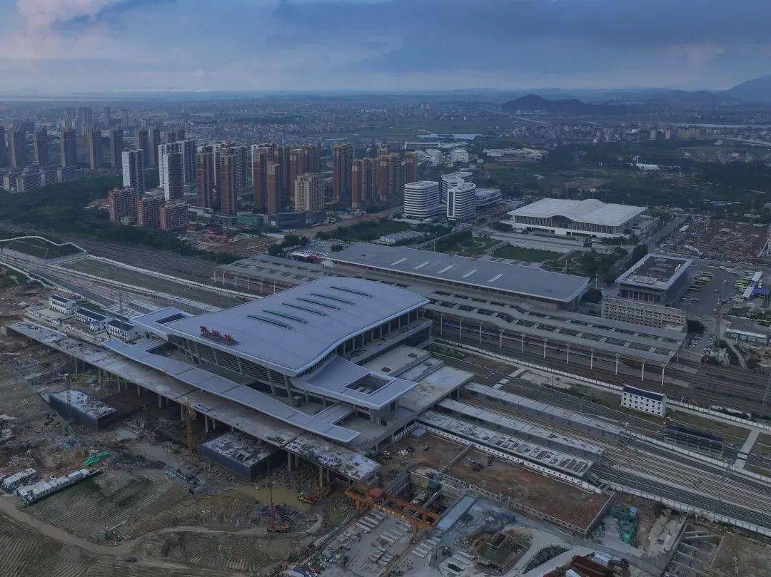 福州64厦门50分钟!_站房_动车组_检修