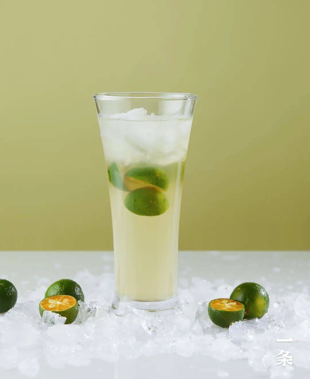 10颗小青柠鲜榨,纯正nfc青柠汁,满满维c,酸甜清爽!