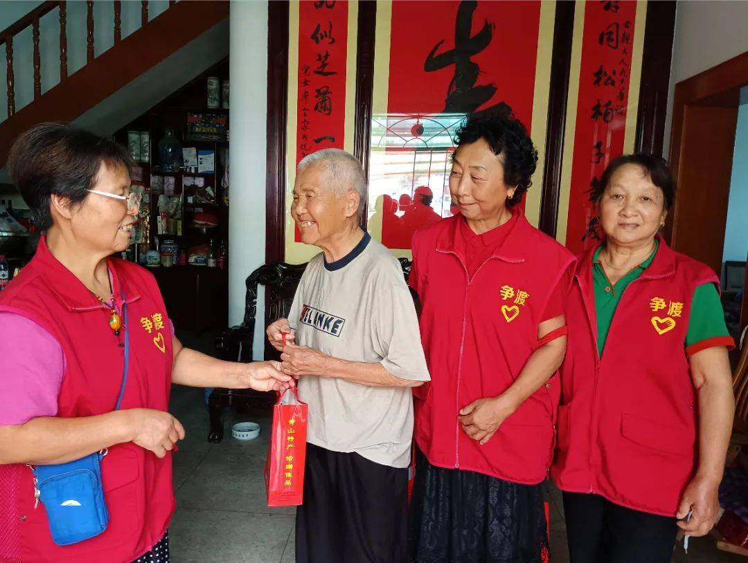 资源共享,优势互补的原则,利用社区党总支实现与驻社区歙县长青中学等