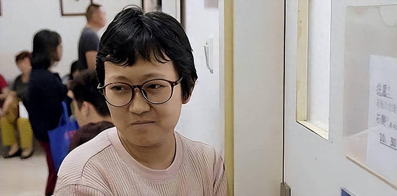 闫宏微:17年患乳腺癌,抗癌2年42次化疗,离世1年丈夫与护士恋爱_吴载斌